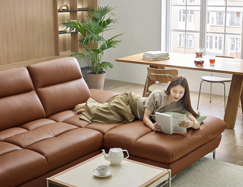 Sofa góc chữ L màu da bò hiện đại E104